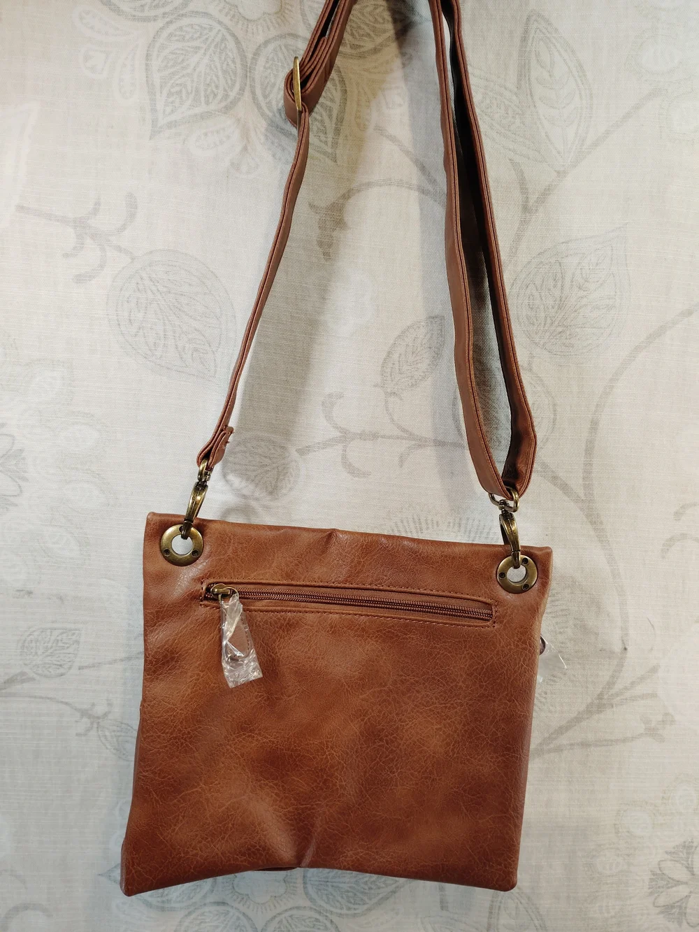 Classic Tan Crossbody Shoulder/Messenger Bag - Versatile Everyday Carry